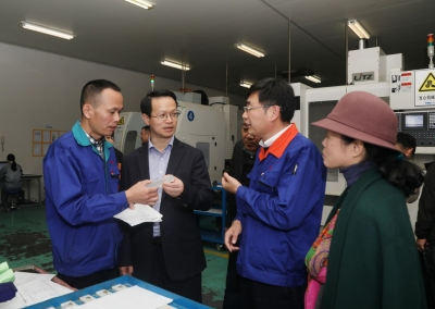 2018年11月28日，浙江省總工會副主席徐前一行天通考察構(gòu)建勞動關系和諧企業(yè)復評工作